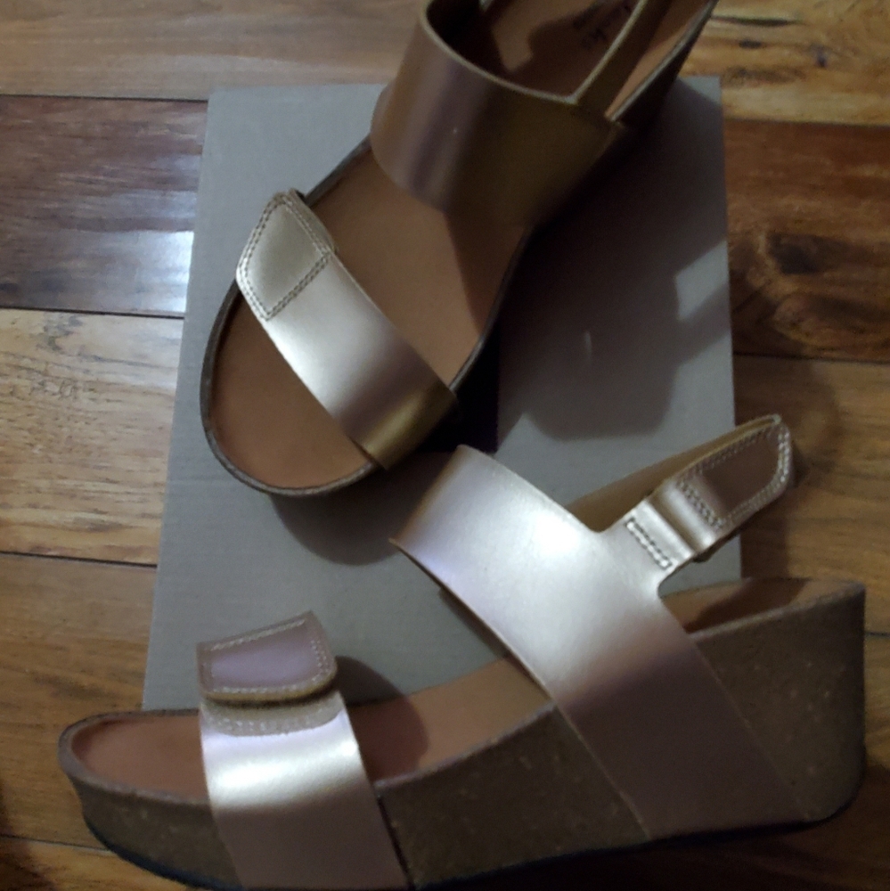Clarks Sandals - Picture 3 of 7
